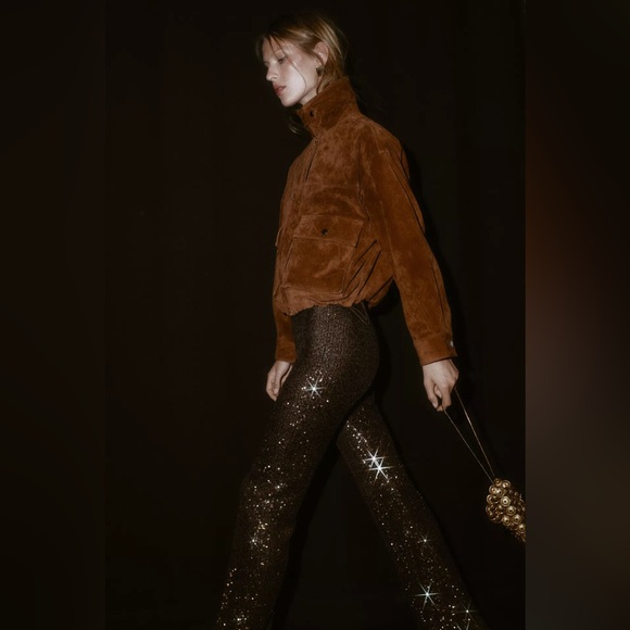 ZARA METAL APPLIQUÉ BUCKET BAG - Picture 8 of 17